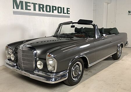 Mercedes-Benz 250 SE Cabrio M0889