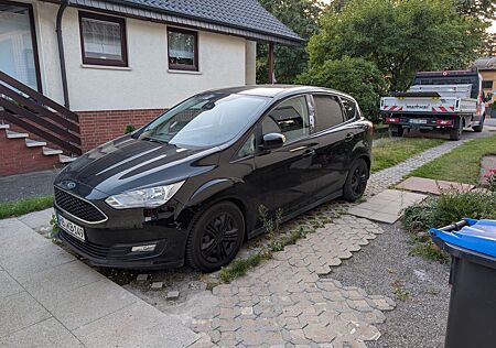 Ford C-Max 1,0 EcoBoost 92kW Titanium Titanium