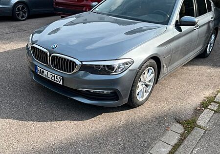 BMW 530e Limousine *Volleder*Kamera*STZHZG*