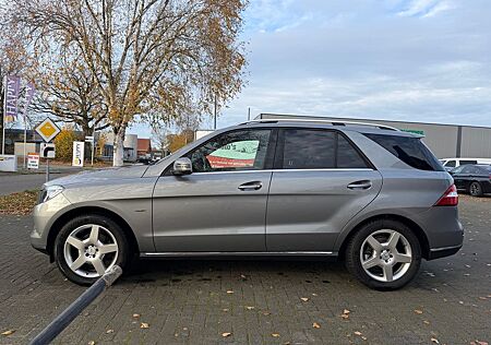 Mercedes-Benz ML 350 CDI BlueTec *XENON*SCHIEBEDACH*