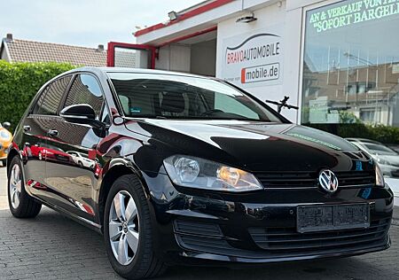 VW Golf Volkswagen VII Lim. Comfortline DISPLAY/KLIMA/SHZ/PDC