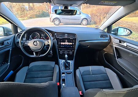 VW Golf Volkswagen 2.0 TDI SCR DSG Highline Variant