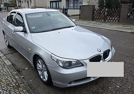 BMW 520i A - E60 * Schiebedach*Xenon*TÜV NEU*