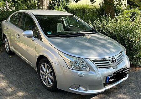 Toyota Avensis Executive 2.0 Valvematic Executive