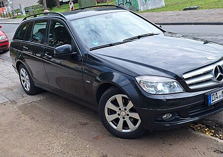 Mercedes-Benz C 220 CDI T BlueEFFICIENCY -