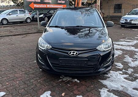 Hyundai i20 FIFA World Cup Edition TÜV NEU