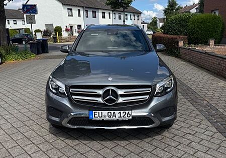 Mercedes-Benz GLC 350 e 4MATIC AMG Line Autom. AMG Line