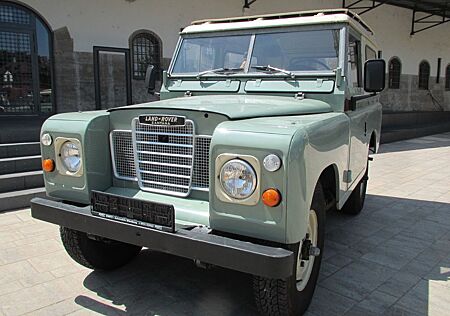 Land Rover Serie III 88 Special Santana
