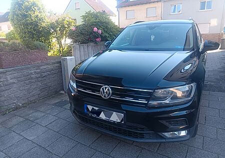 VW Tiguan Volkswagen 2.0 TDI SCR DSG BMT Comfortline Comfo...