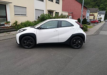 Toyota Aygo (X) Aygo (X) 1.0 Play, Komfortpaket, Winterräder