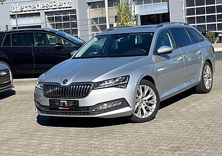 Skoda Superb Combi Premium Edition 4x4 AHK LED Standhz