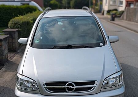 Opel Zafira 1.8 16V -