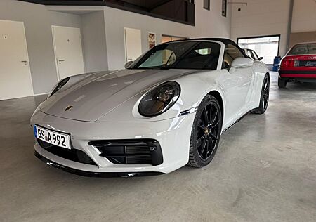 Porsche 992 Carrera Cabriolet Carrera