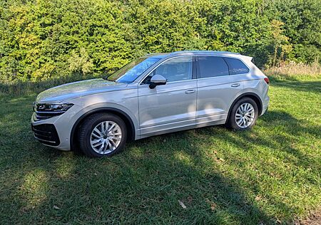 VW Touareg Volkswagen 3.0 TDI 4Motion Elegance UVP 85.104,- €