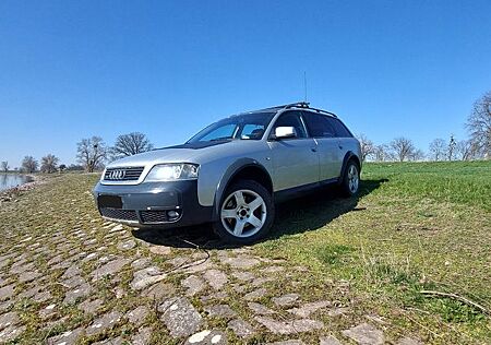 Audi A6 Allroad 2.5TDI quattro tiptronic -