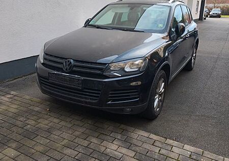 VW Touareg Volkswagen 3.0 V6 TDI Tiptronic BlueMotion Tech...