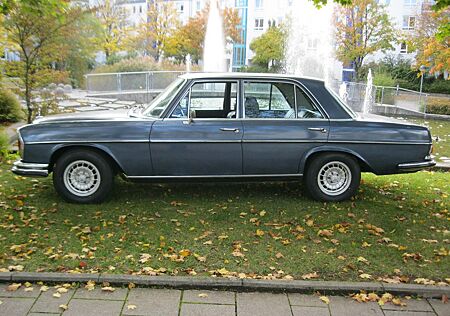 Mercedes-Benz 280