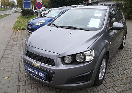 Chevrolet Aveo Schrägheck LT+ AHK/Klima/Allwetter