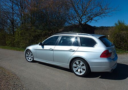 BMW 325d touring -