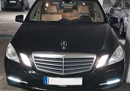 Mercedes-Benz E 250 CDI 4MATIC T BlueEFFICIENCY Autom. -