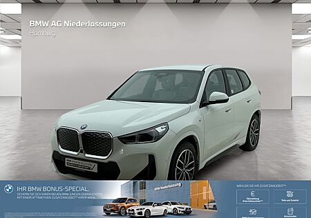 BMW iX1 xDrive30 M Sport AHK LiveCockpitProf Kamera