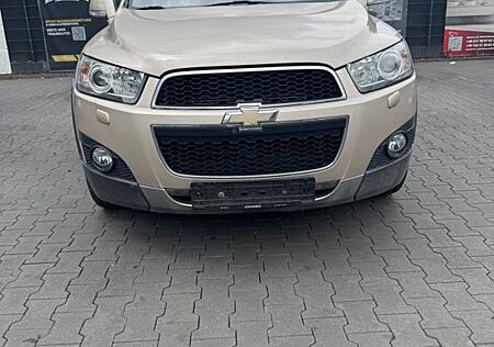 Chevrolet Captiva 2.2 LT+ 4WD 7-Sitzer LT+