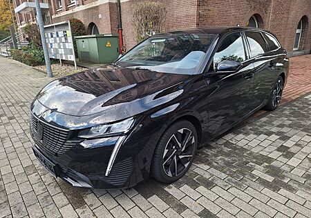 Peugeot 308 SW Allure*1.Hand*LED*Kamera*ALU*Navi*Sitzh.