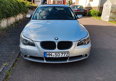BMW 520i -