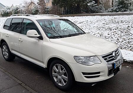 VW Touareg Volkswagen 3.0 V6 TDI Tiptronic -
