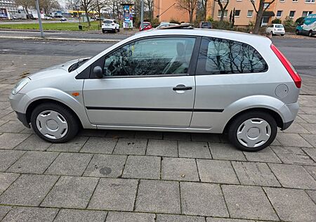 Ford Fiesta 1.3 44 kW -