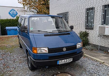 VW T4 Caravelle Volkswagen 2.0 Standard (TÜV 10/2026)