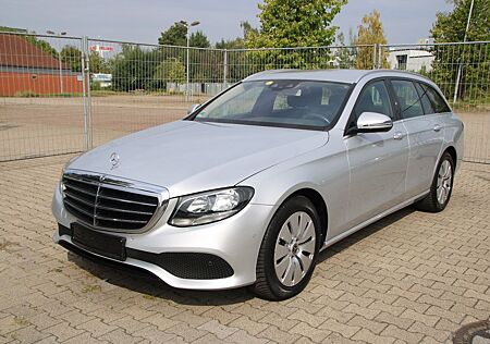 Mercedes-Benz E 220 E -Klasse T-Modell d Kamera CarPlay
