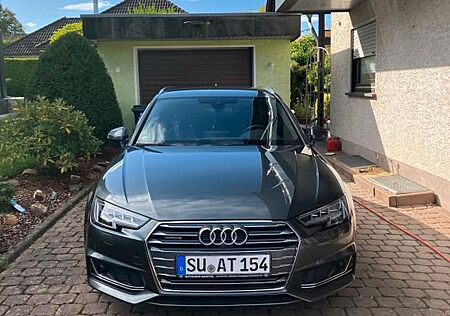 Audi A4 2.0 TFSI S-line/quattro/sport/8-fach bereift