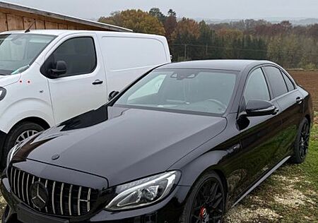 Mercedes-Benz C 400 4MATIC / TAUSCH / AMG Line Autom. AMG Line