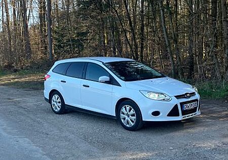 Ford Focus kombi | LED | TÜV Neu | Tausch mögL.