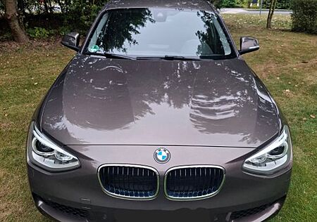 BMW 118d - Abn.AHK.