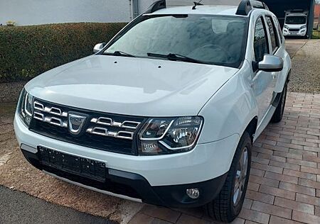 Dacia Duster 1.2 TCe 125 4x2 *1 HAND* LEDER*PDC*DAB*
