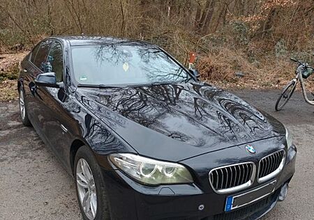 BMW 525d xDrive A -