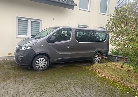 Opel Vivaro 9 Sitzplätze