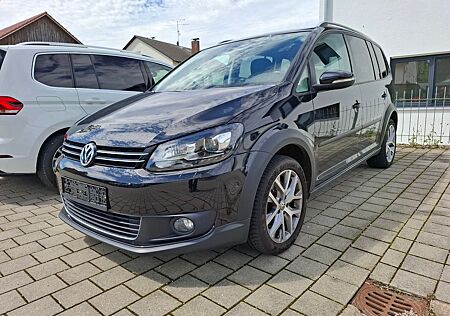 VW Touran Volkswagen 2.0 TDI Cross 8x Räder / abn. Anhängekupp