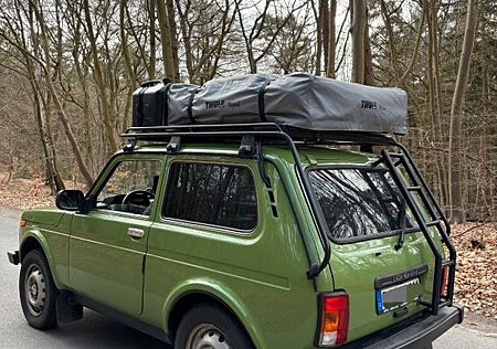 Lada Niva 4x4 Microcamper autark | LiFePO4 | rostfrei