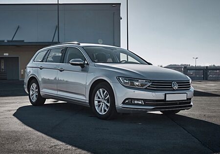 VW Passat Variant Volkswagen 2.0 TDI SCR DSG Comfortline V...