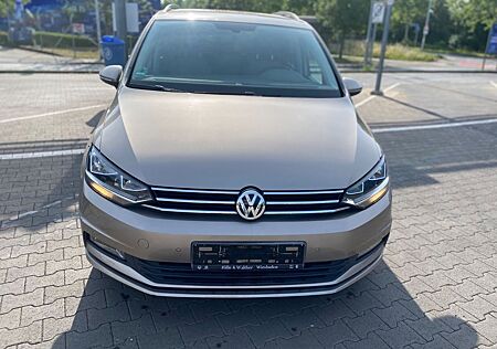 VW Touran Volkswagen Comfortline BMT/Start-Stopp