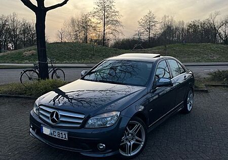 Mercedes-Benz C 280 AVANTGARDE AMG Paket TÜV 01/2027