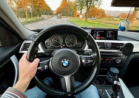 BMW 320d xDrive Touring sehr gepflegt