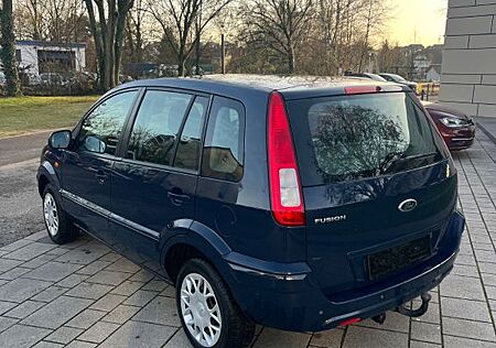 Ford Fusion Trend 1,4^ 59KW^ Tüv Neu^ Anhängerkupplng