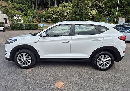 Hyundai Tucson blue Classic
