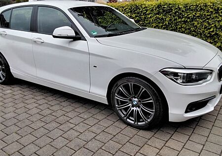 BMW 118i -