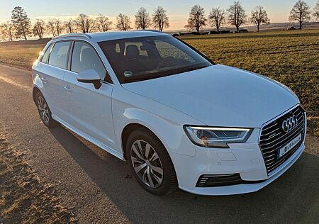 Audi A3 40 e-tron S tronic Sportback -