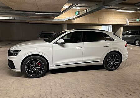 Audi Q8 50 TDI quattro tiptronic S-Line/Keyless/Matri